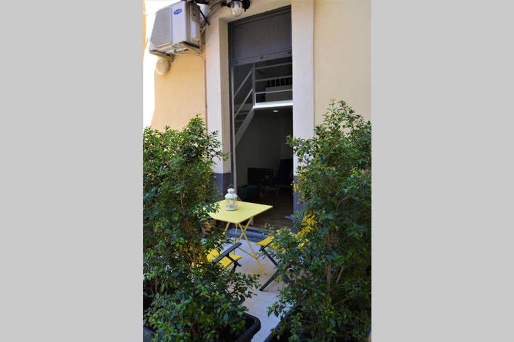 Dock78 - Miniloft In Catania Center Apartment Екстериор снимка