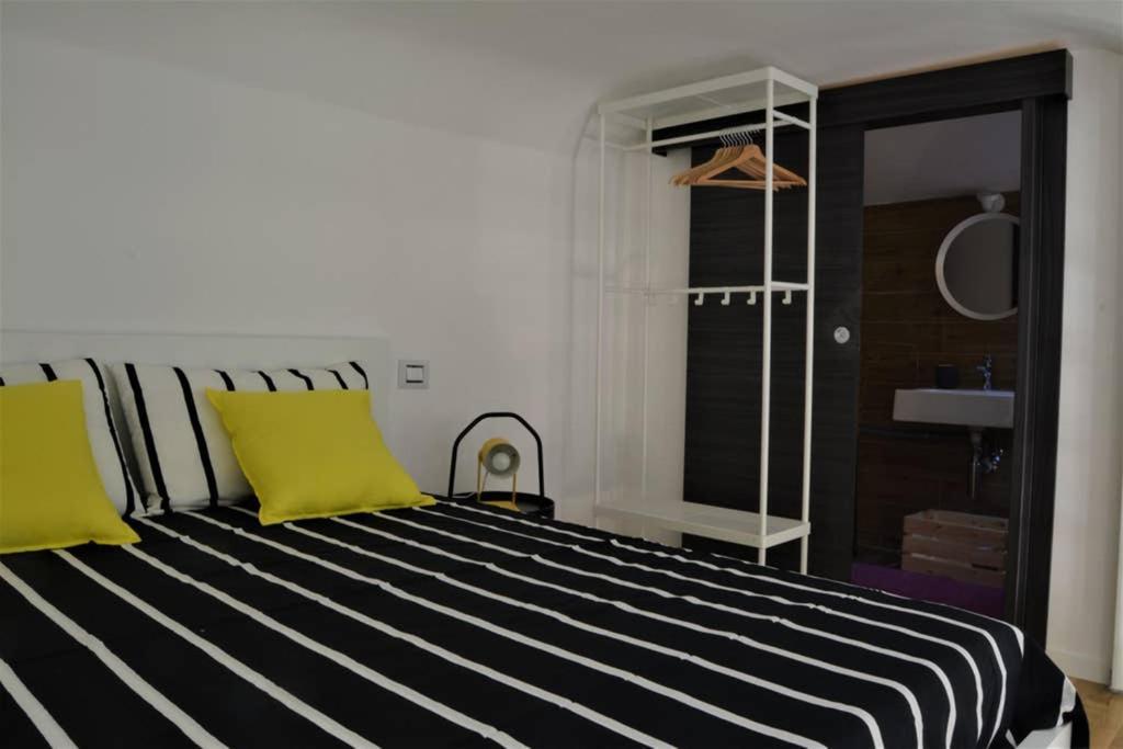 Dock78 - Miniloft In Catania Center Apartment Екстериор снимка